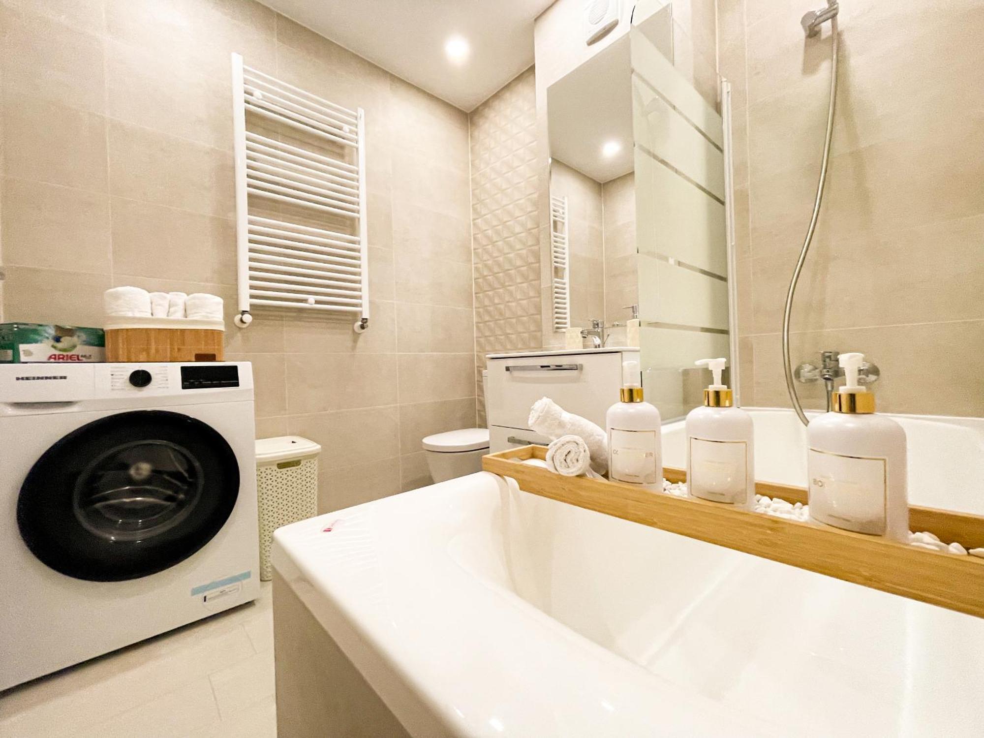 Appartement Metropolis Elegance à Bucarest Extérieur photo